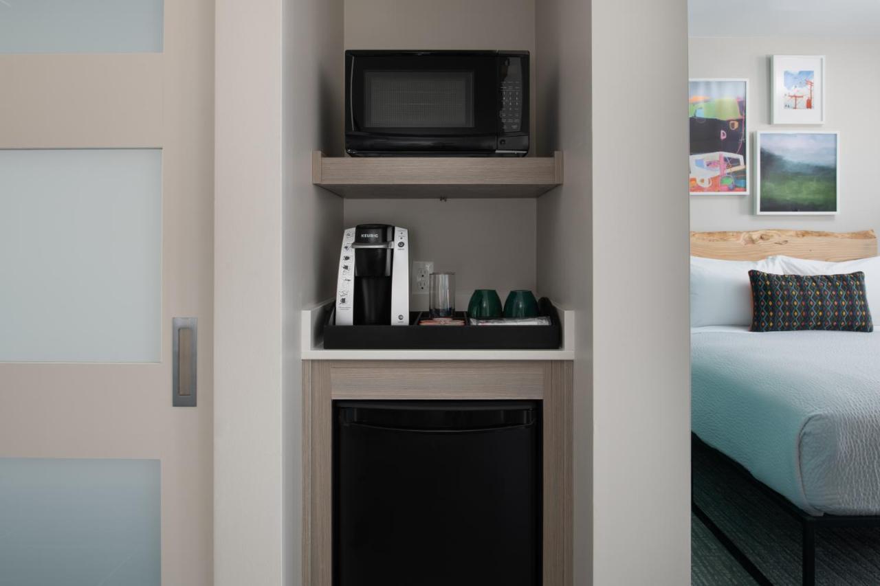 The Hotel 3*